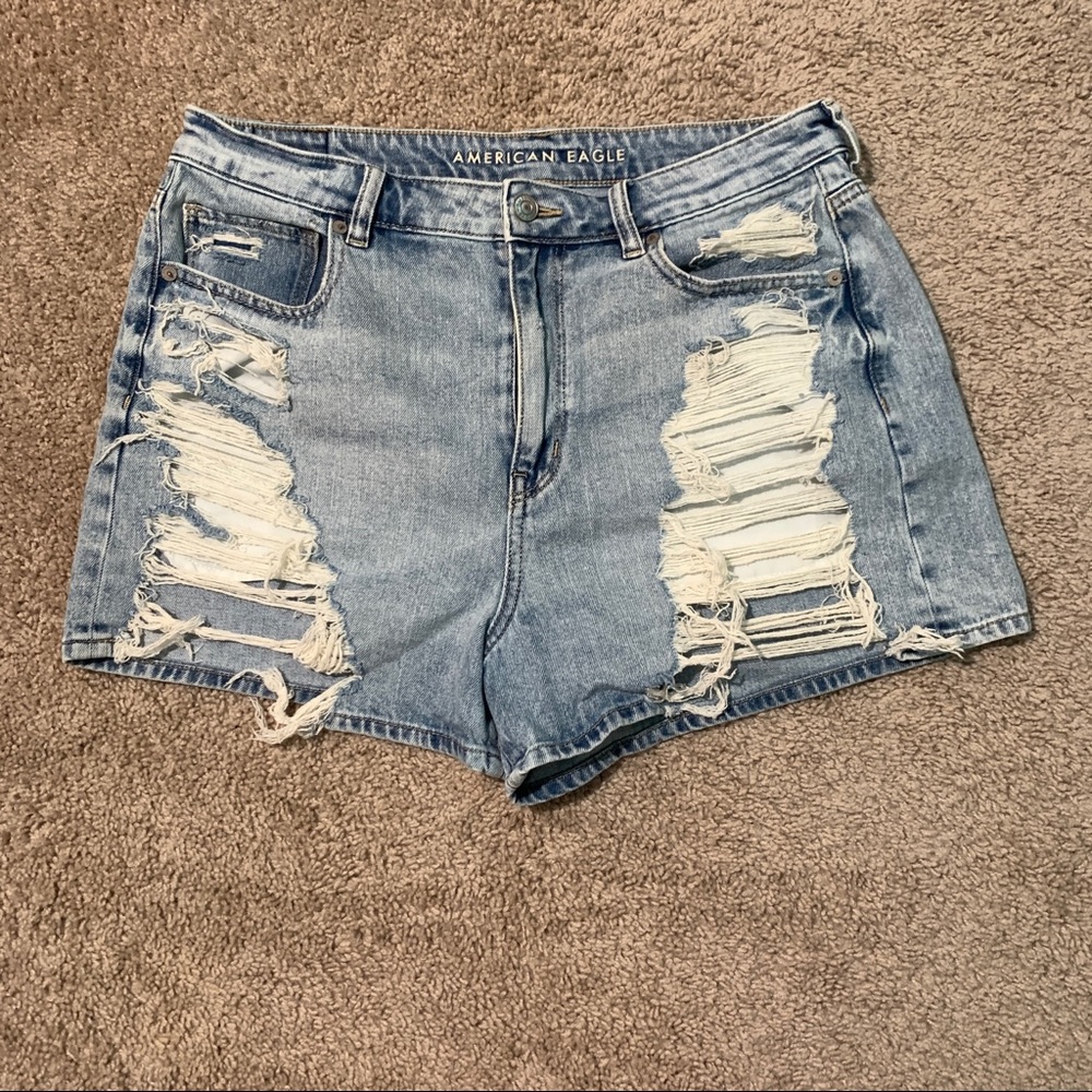 Distressed American Eagle mom jean shorts